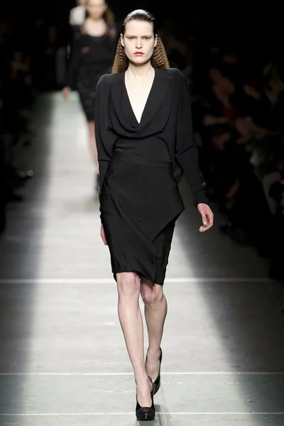 Look 34